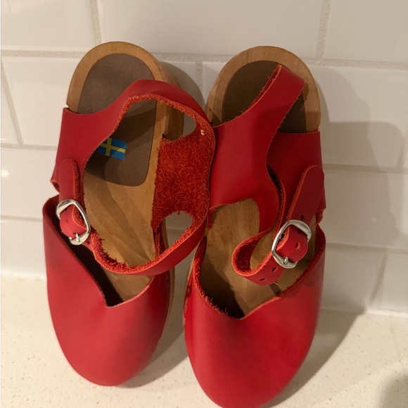 Swedish Red Leather Clogs with Wooden Sole Size 40 - Picture 4 of 12